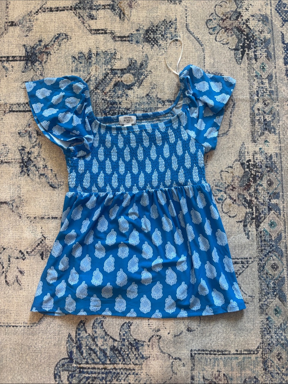 crown and ivy blue top a kids large but fits like a women’s xs